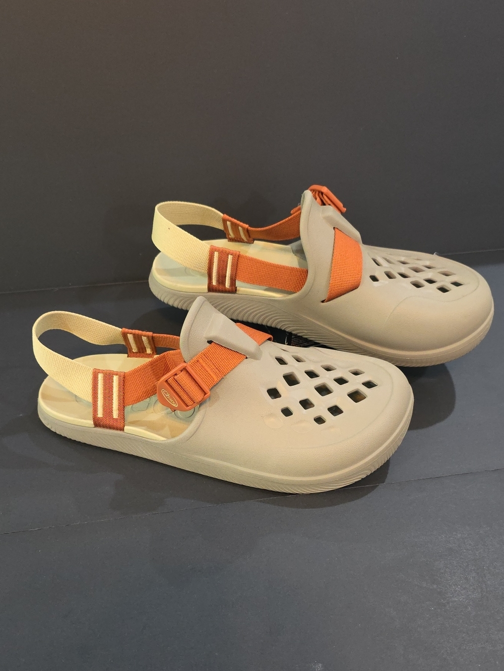 Chaco Chillos Men's Beige Sandal with Orange Straps Size 12